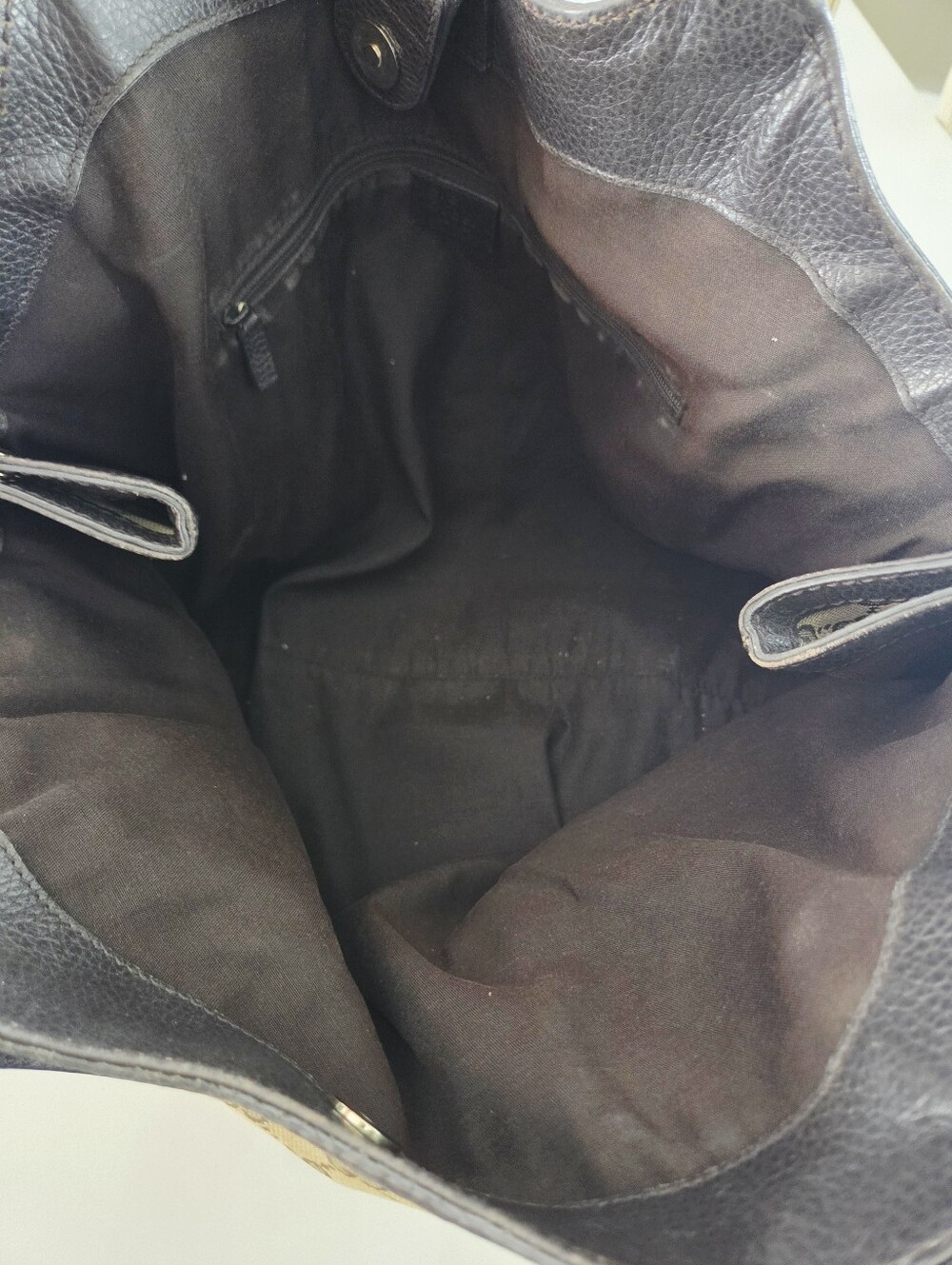 Gucci Beige Brown GG Canvas Tote with Dark Brown Trim - Picture 2 of 4